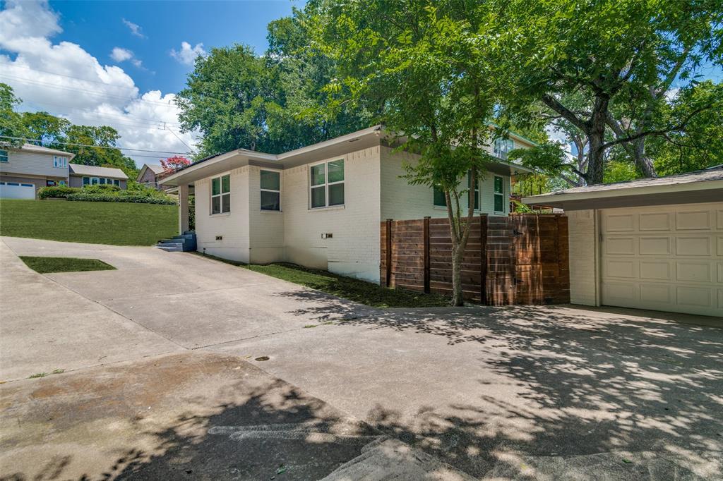 3216 Loganwood Drive