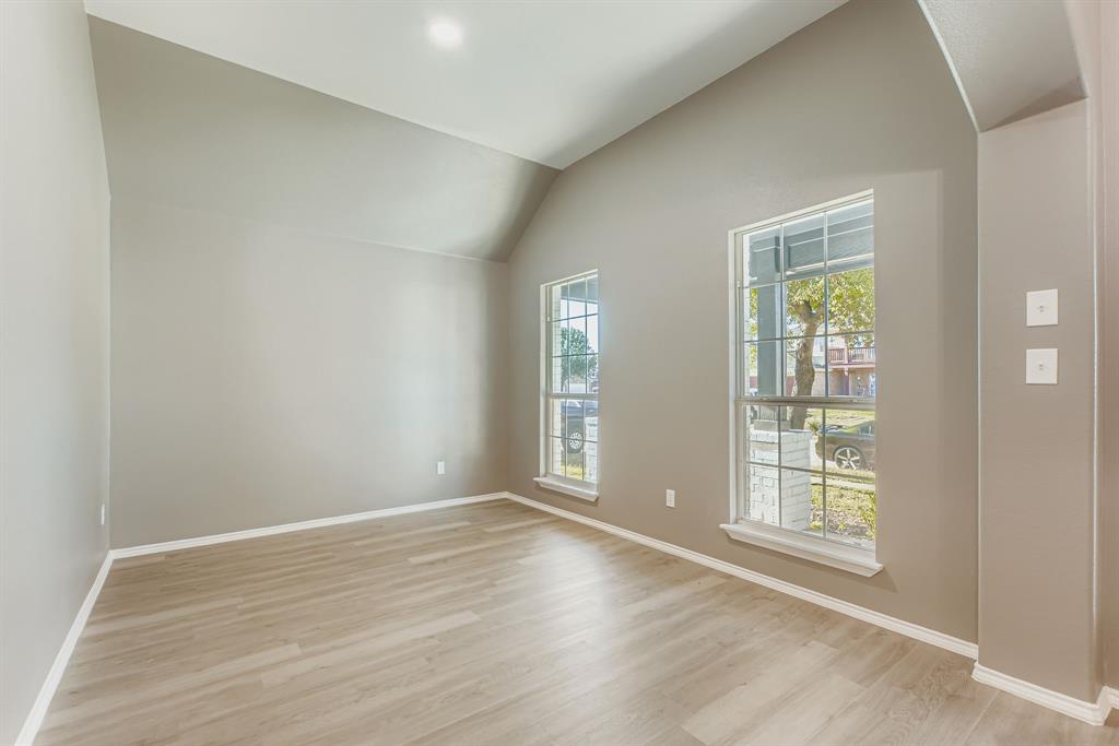 Deer Creek Arlington - Residential