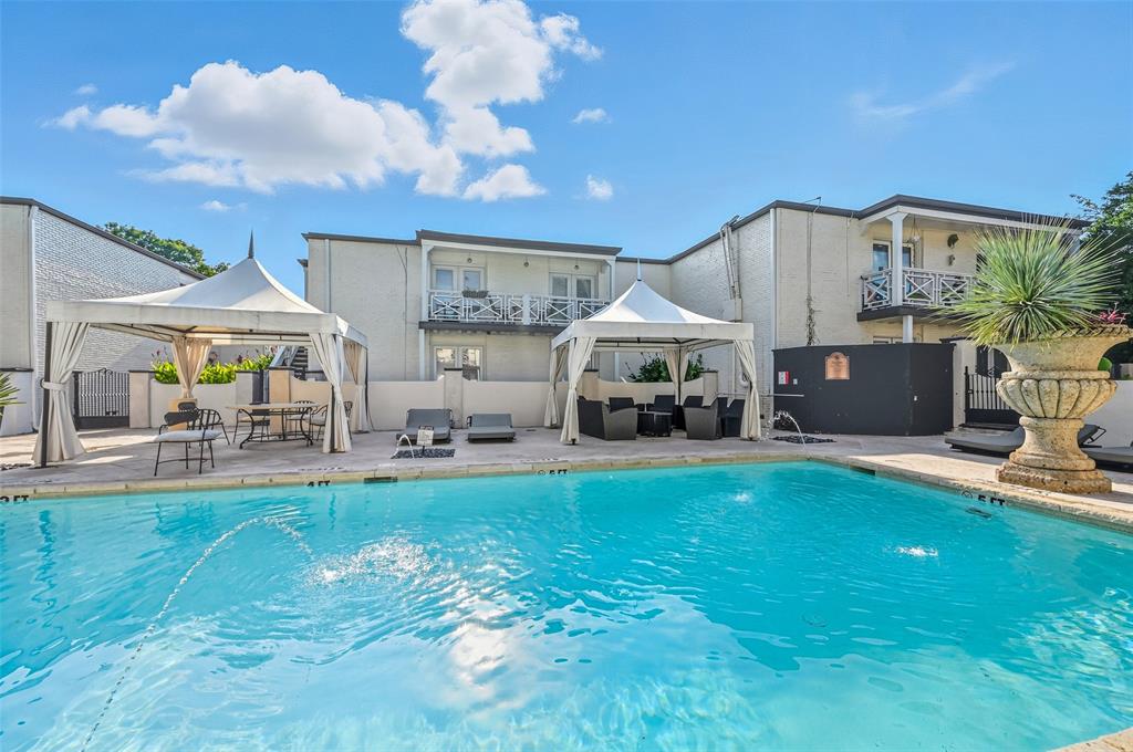 Bella Gardens Condos - Residential