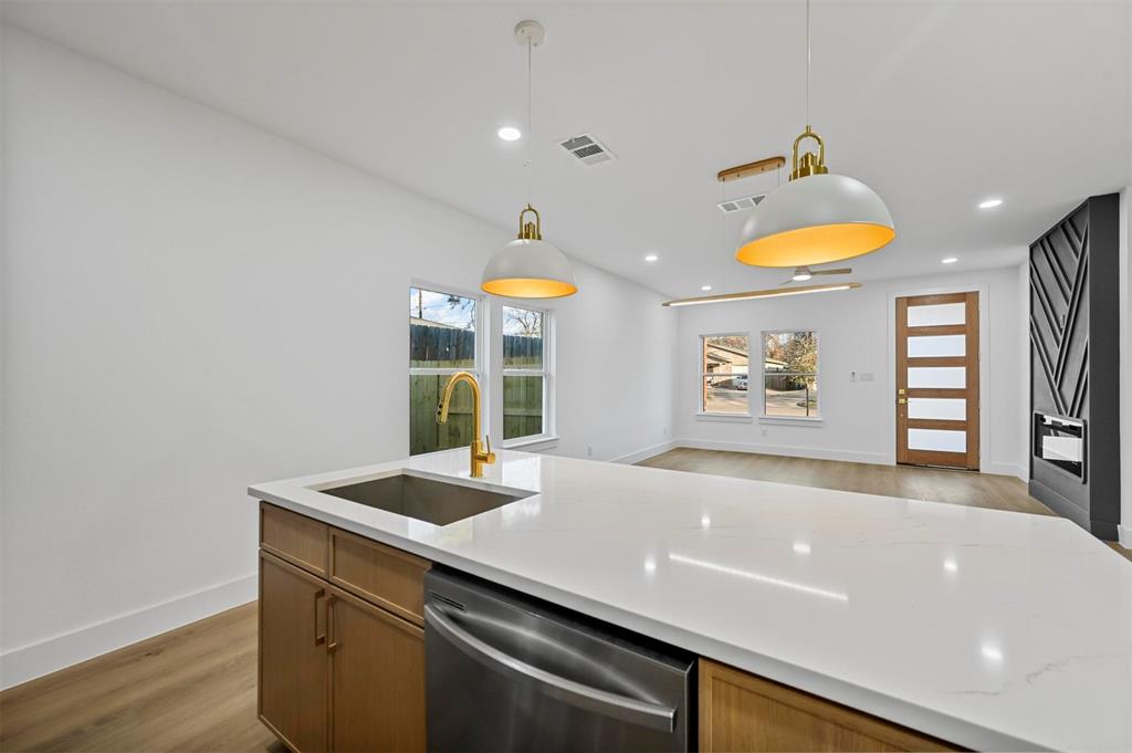 Rochester Park - Residential