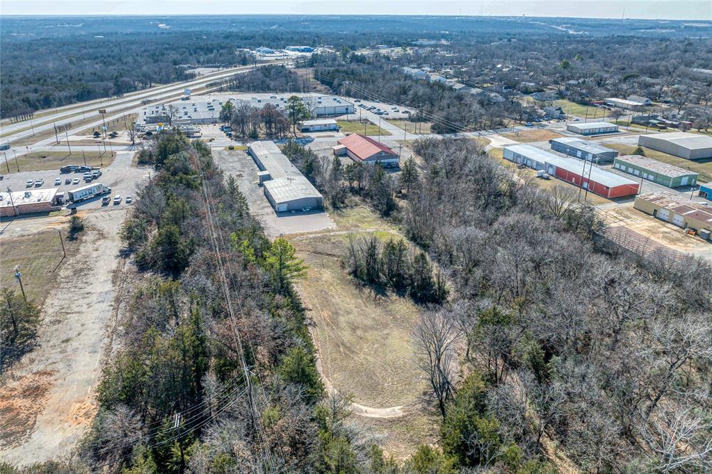 Fairmount Add - Commercial Sale