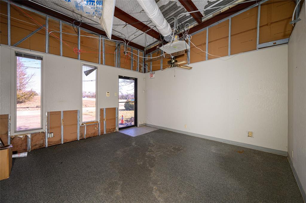 Fairmount Add - Commercial Sale