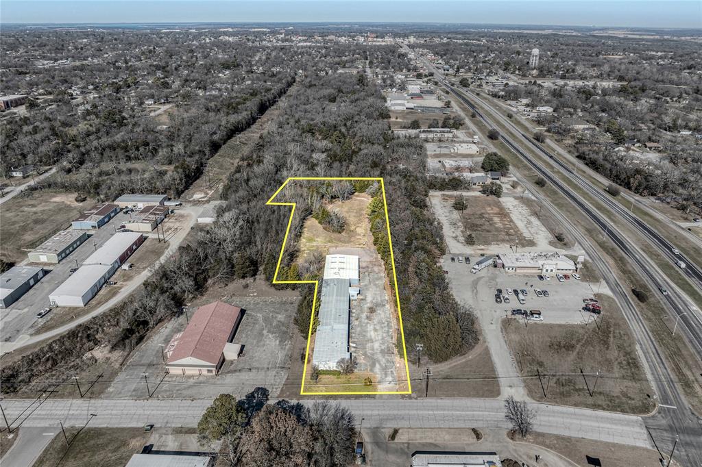 Fairmount Add - Commercial Sale