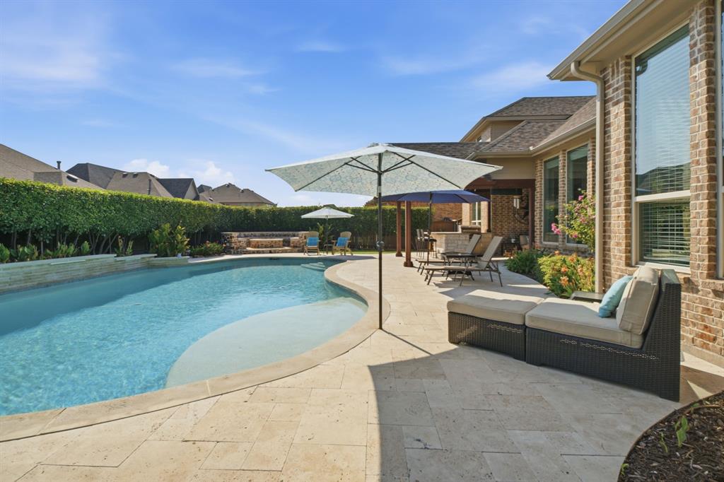 1215 Baird Way