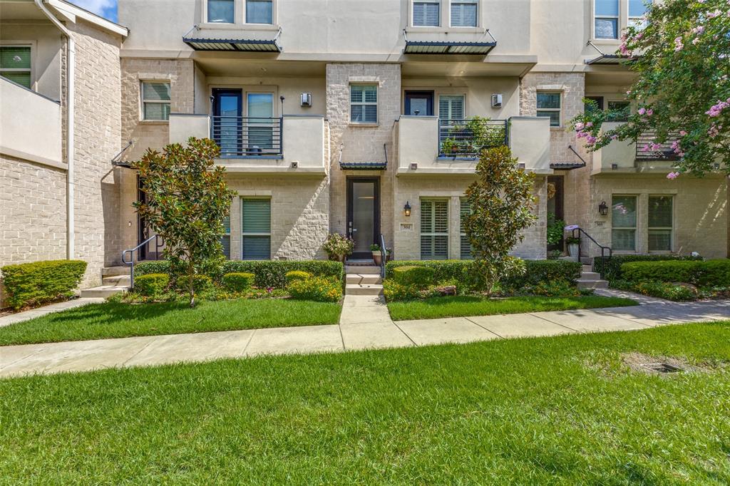7333 Valley View Lane 304