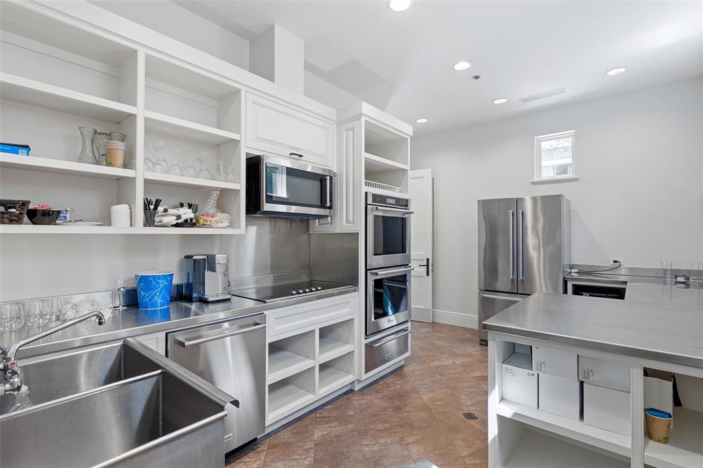 Plaza At Turtle Creek Residence Ph - Residential