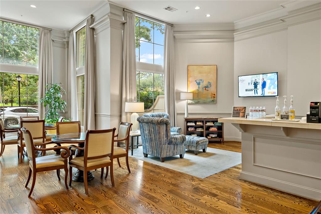 Plaza At Turtle Creek Residence Ph - Residential