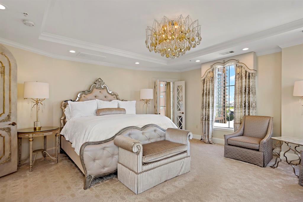 Plaza At Turtle Creek Residence Ph - Residential