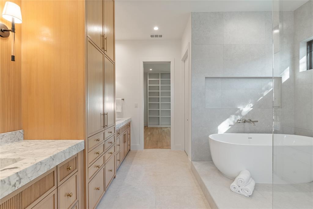 GASTONWOOD 5 - Residential