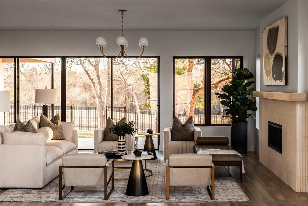 GASTONWOOD 5 - Residential