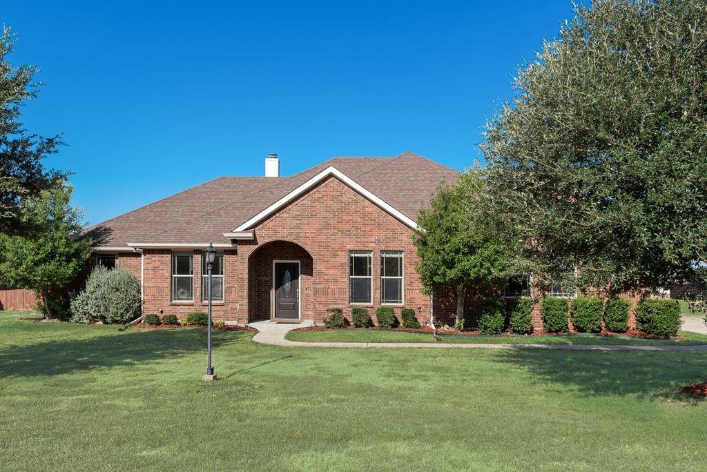 2121 N Mockingbird Lane