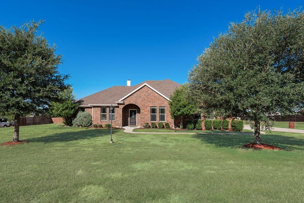 2121 N Mockingbird Lane