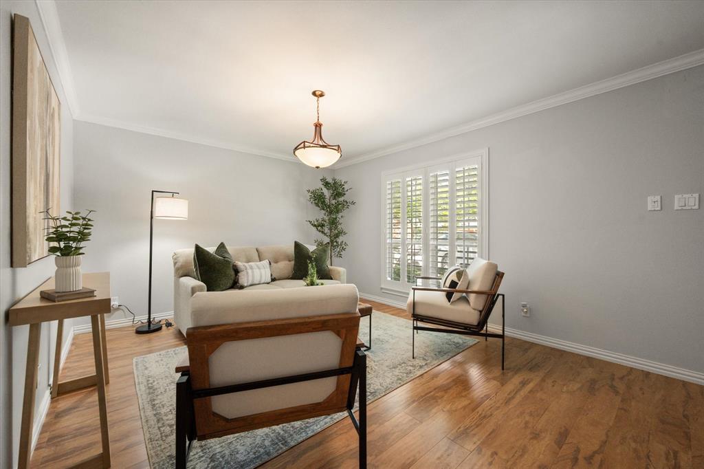 1229 Roaring Springs Road