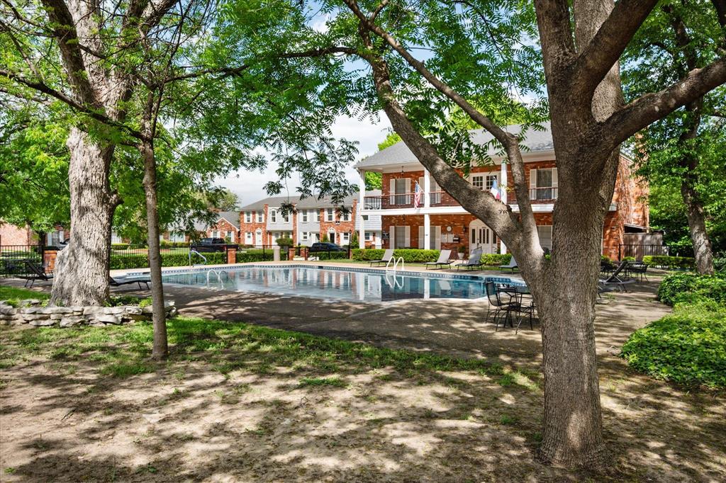 Indian Creek #1 Condo - Residential