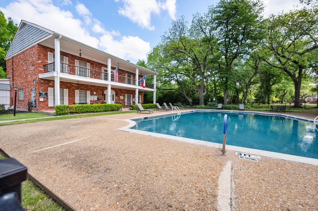 Indian Creek #1 Condo - Residential
