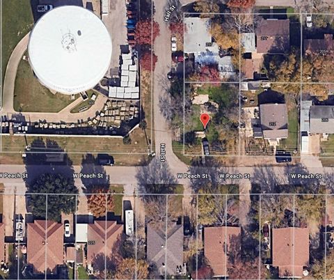 218 W Peach Street Grapevine TX 76051