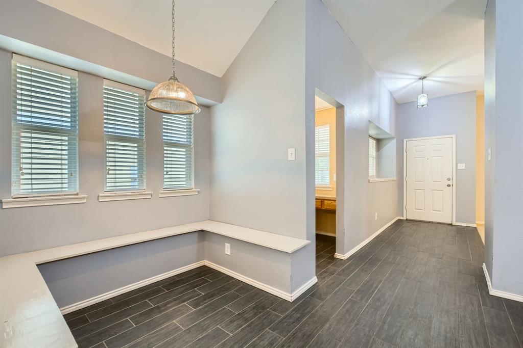321 Creekview Drive