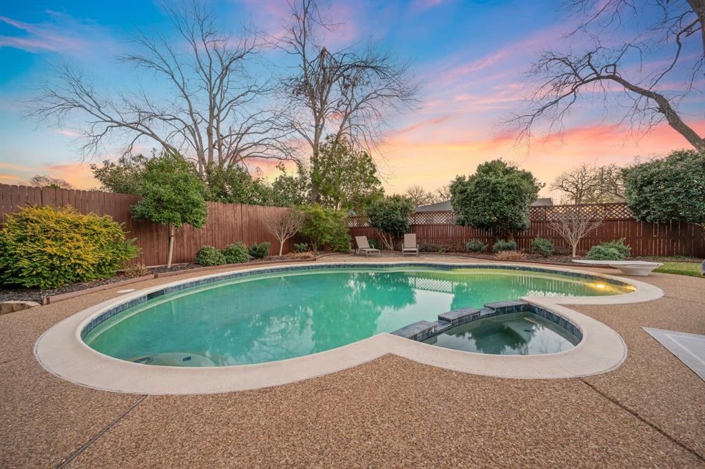 3100 Willow Creek Way