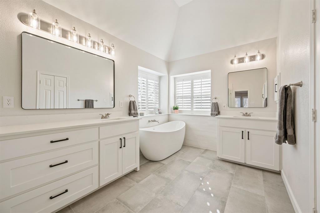 3100 Willow Creek Way