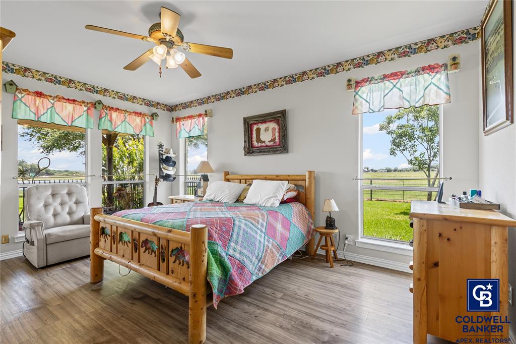 J  J Kuykendall - Farm