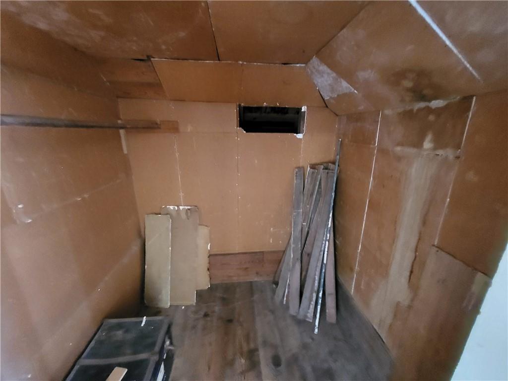 Hall A - Residential