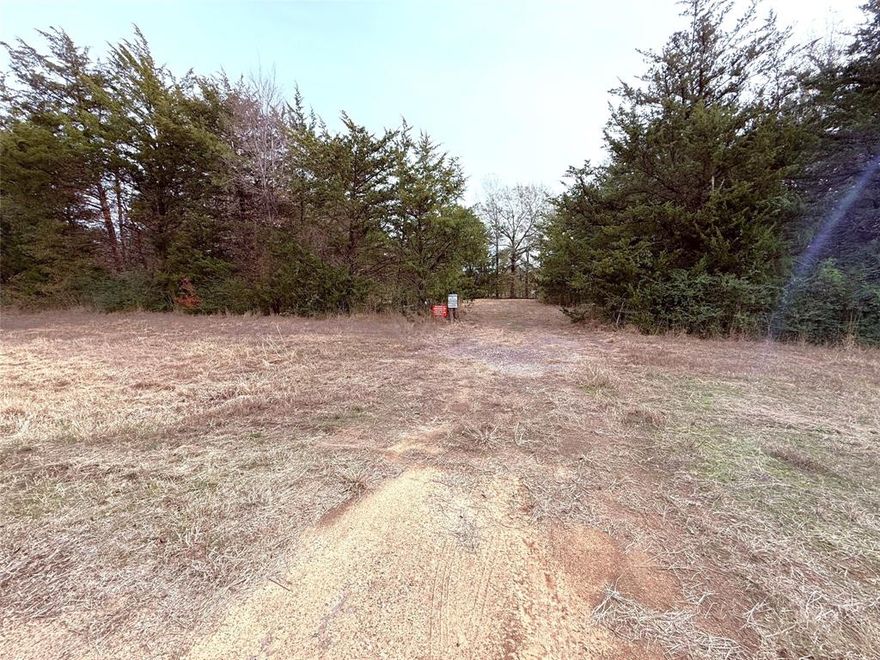 Winnsboro - Wood County, Texas - 2.04 acre tract of land less than 1 mile south of town on State Hwy 37. Perfect for a commercial business with no restrictions, or use the acreage for your residential needs. Hard to find small tract, no city taxes, so don't miss this opportunity.