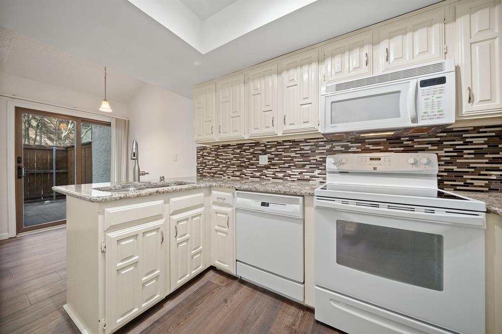 Lifescape Villas On Montfort - Residential