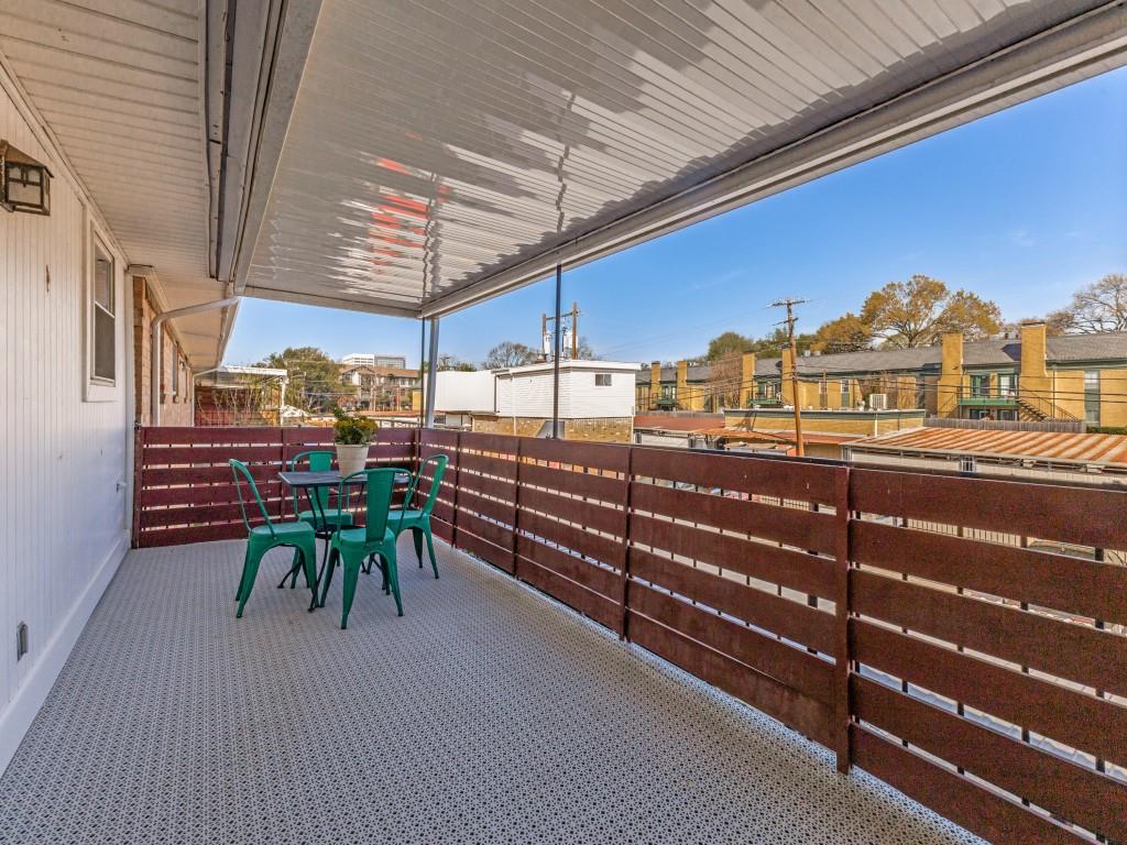 Sandhurst Manor - Residential