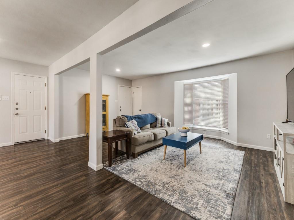 Sandhurst Manor - Residential