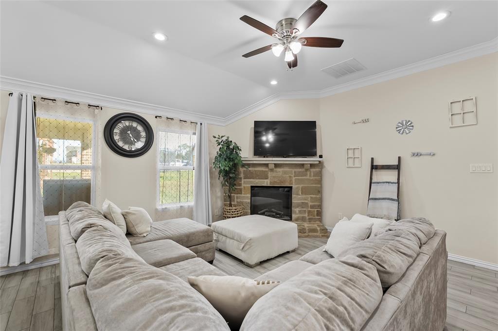 8002 County Road 1058