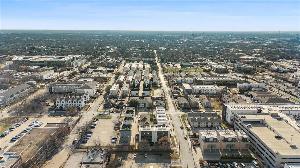 Holmes - Residential