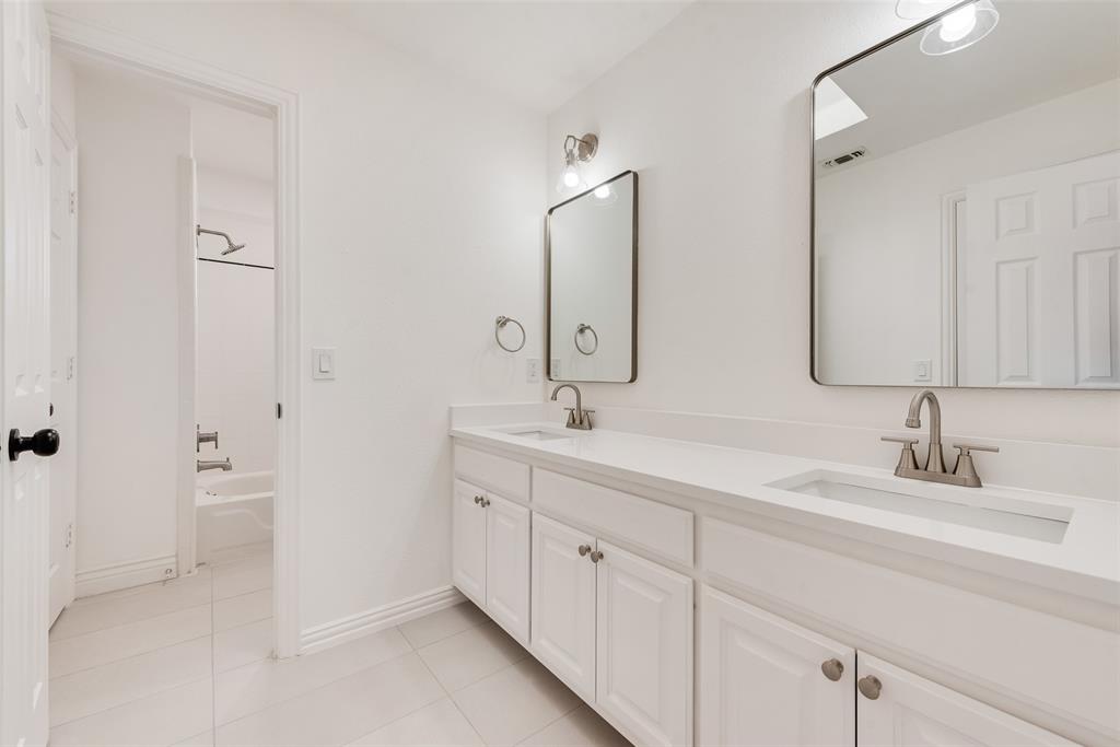 Lochngreen Village Add - Residential