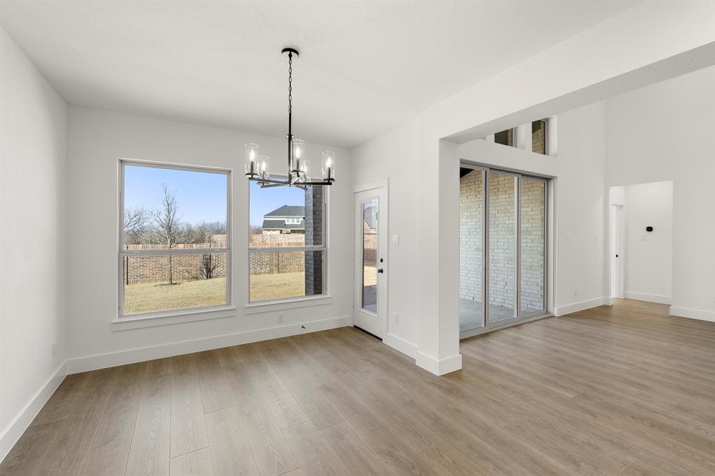 Valencia On The Lake - Residential