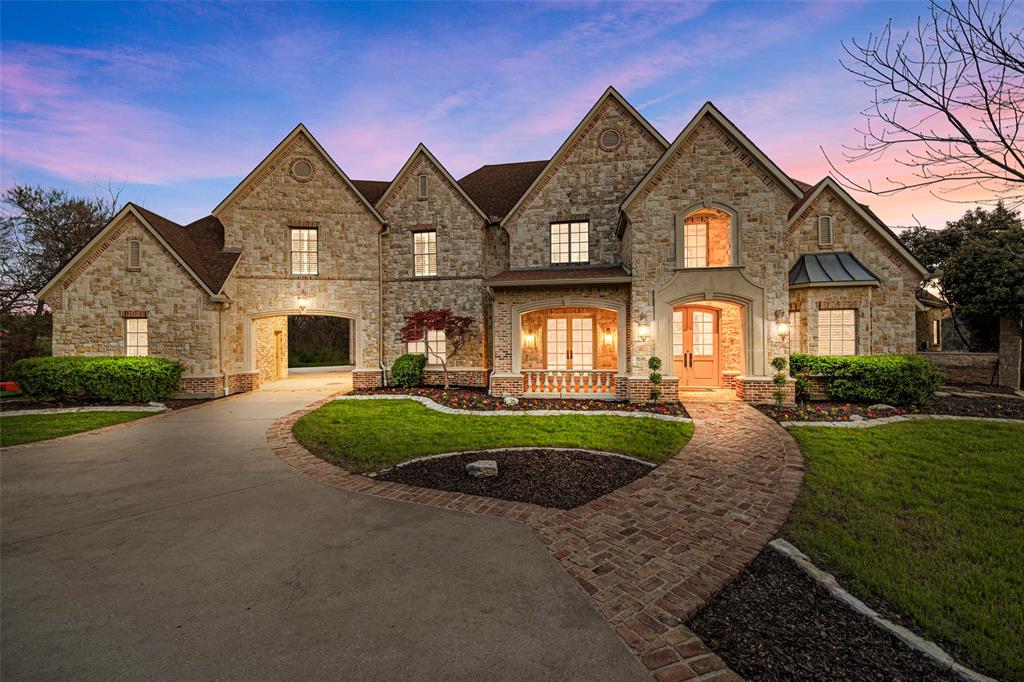 3000 Bluffs Lane