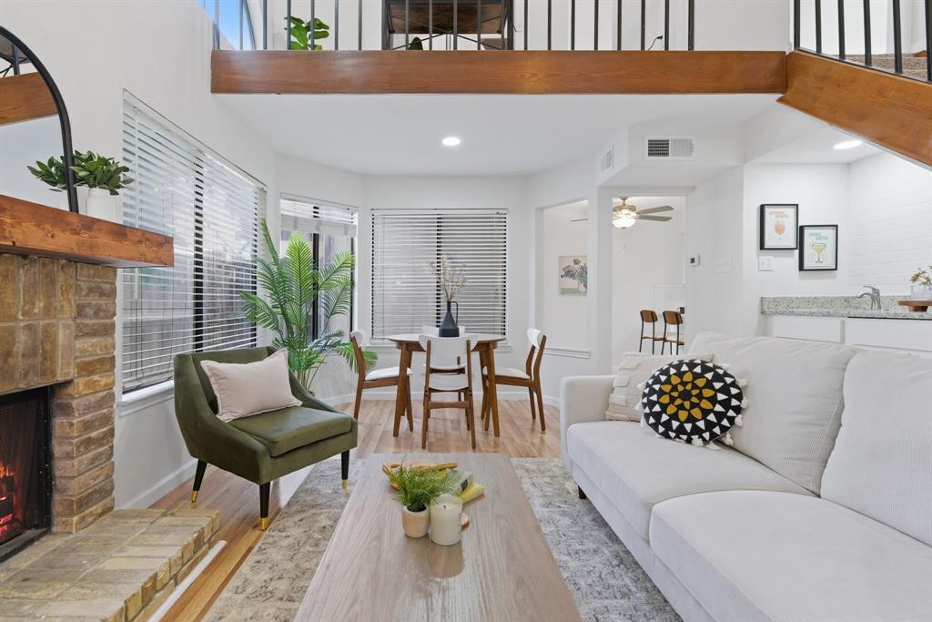 Lifescape Villas On Midway A Condo - Residential