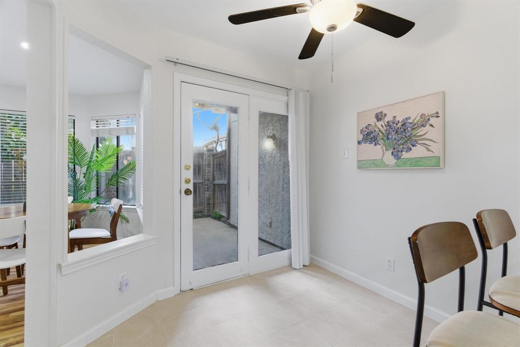 Lifescape Villas On Midway A Condo - Residential