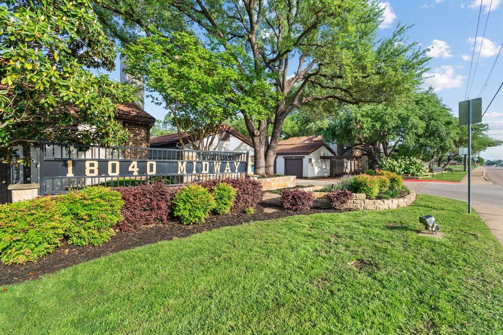 Lifescape Villas On Midway A Condo - Residential