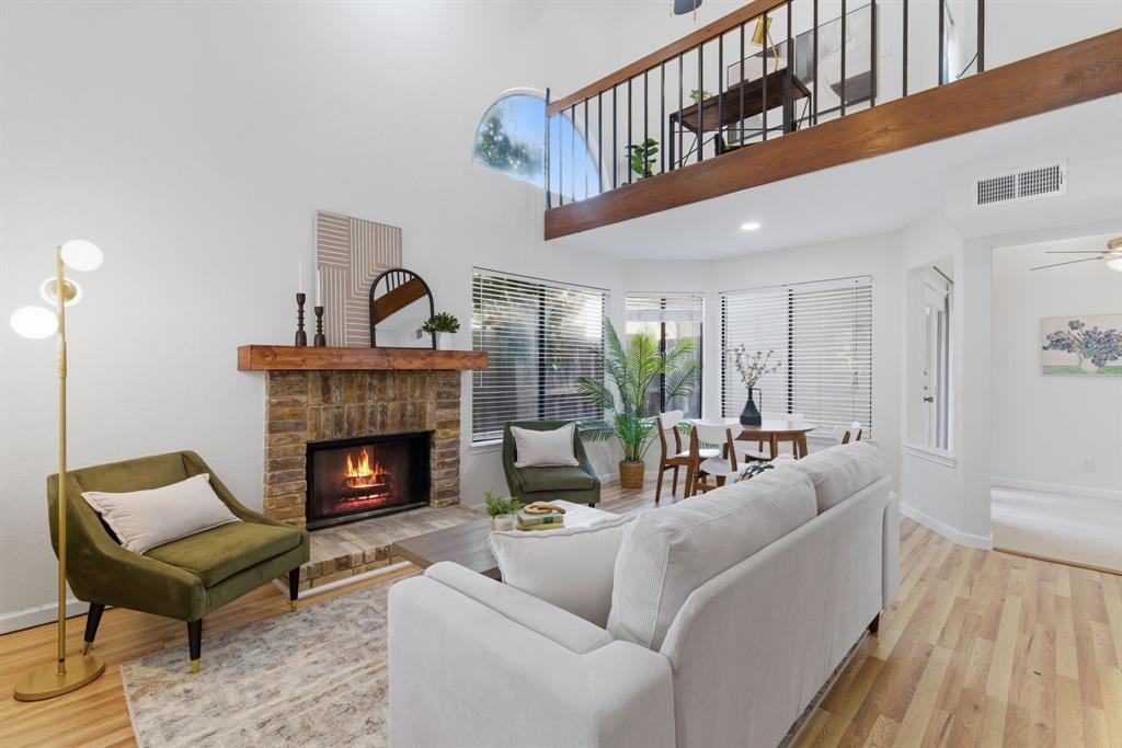 Lifescape Villas On Midway A Condo - Residential