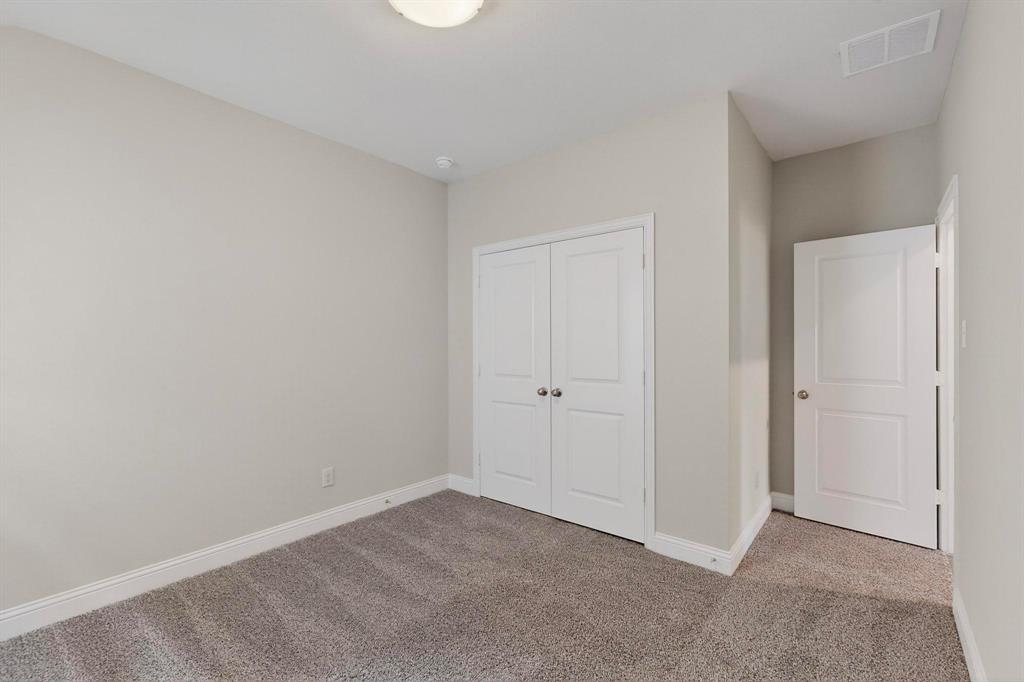 Venetian at Weston, Phase 2 - Residential Lease