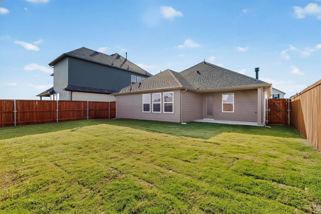 Venetian at Weston, Phase 2 - Residential Lease