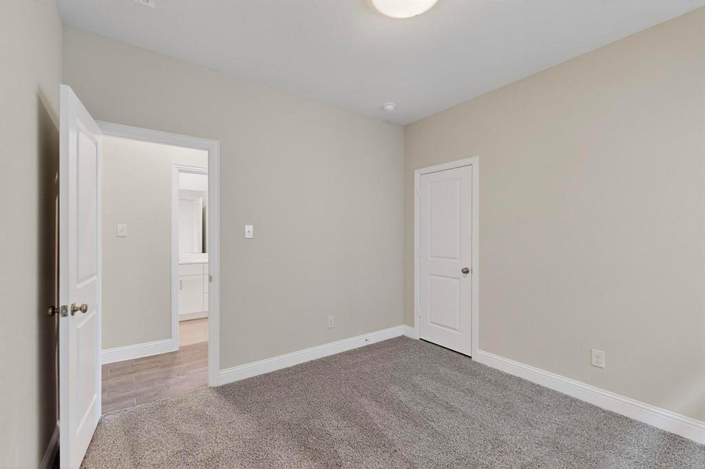 Venetian at Weston, Phase 2 - Residential Lease