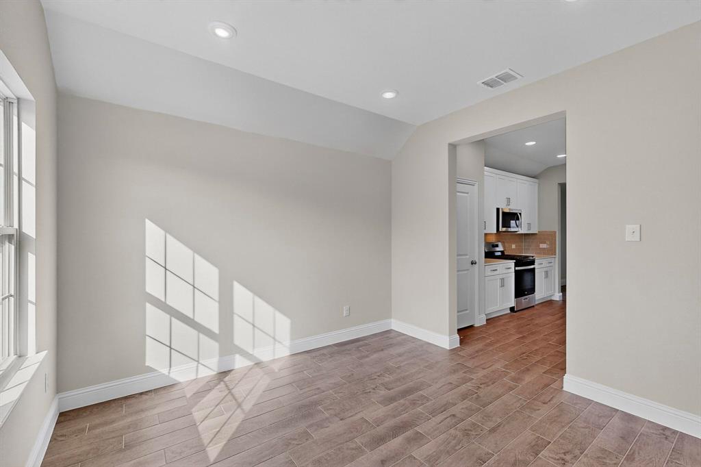 Venetian at Weston, Phase 2 - Residential Lease