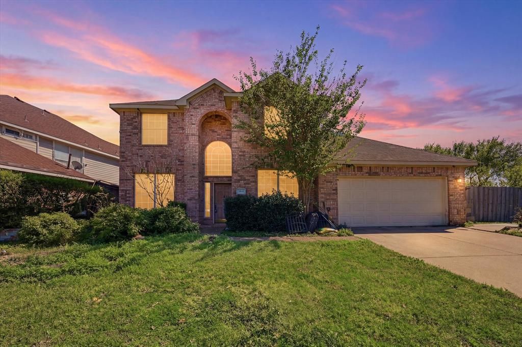 Photo of 2831 Atrium Drive, Grand Prairie, TX 75052 (MLS # 21213812)