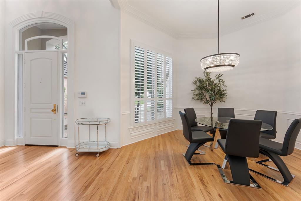 17 Woodcreek Lane
