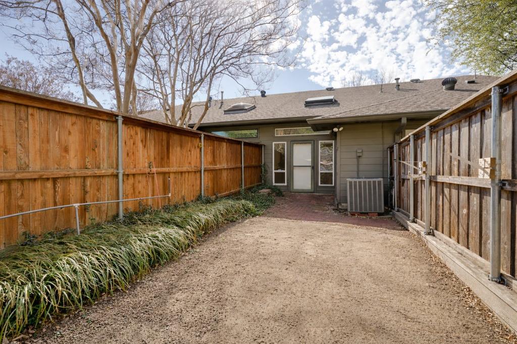 Crest Meadow Estates - Residential