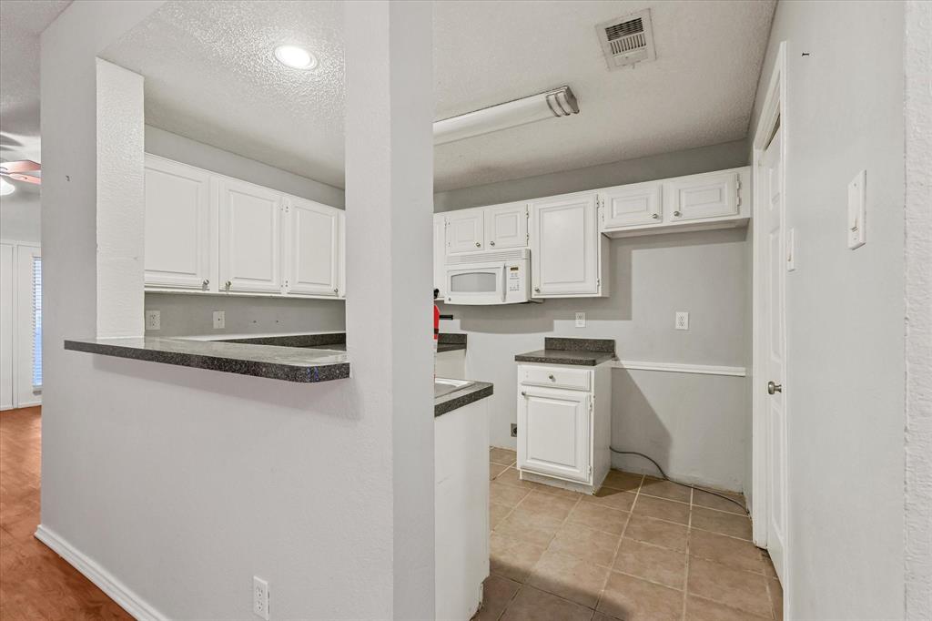 12660 Hillcrest Road 7103
