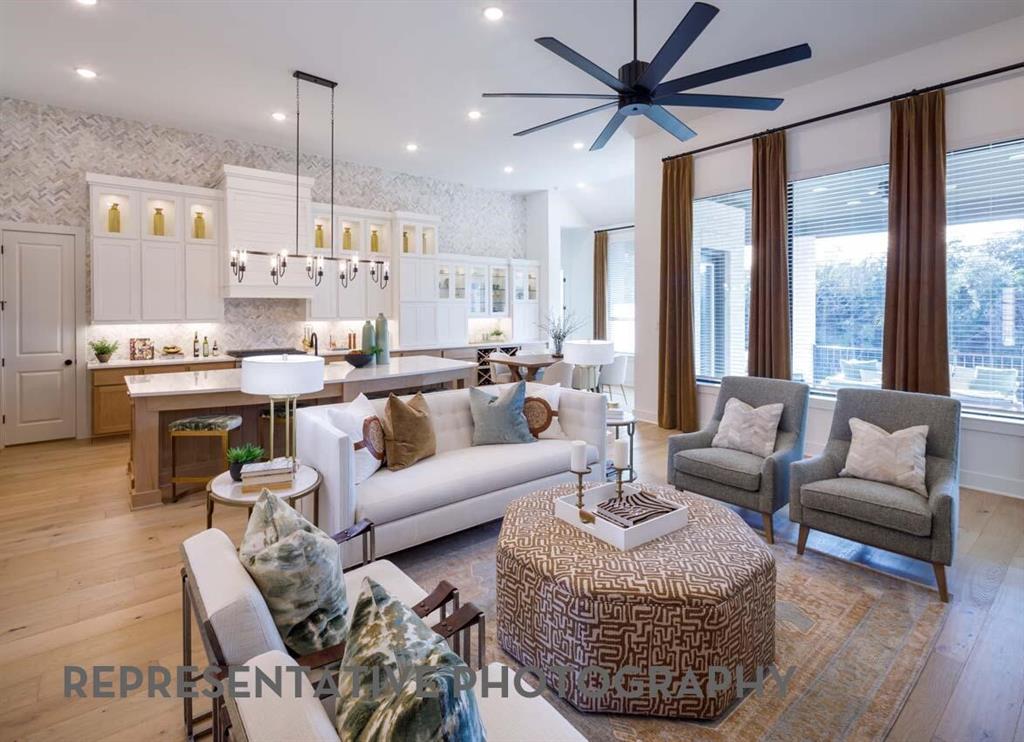 2780 Live Oak Lane