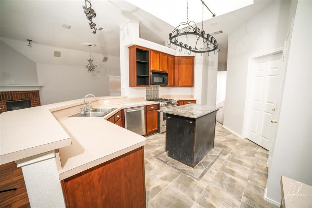 Photo of 1945 Clifton Drive, Mesquite, TX 75149 (MLS # 21017914)