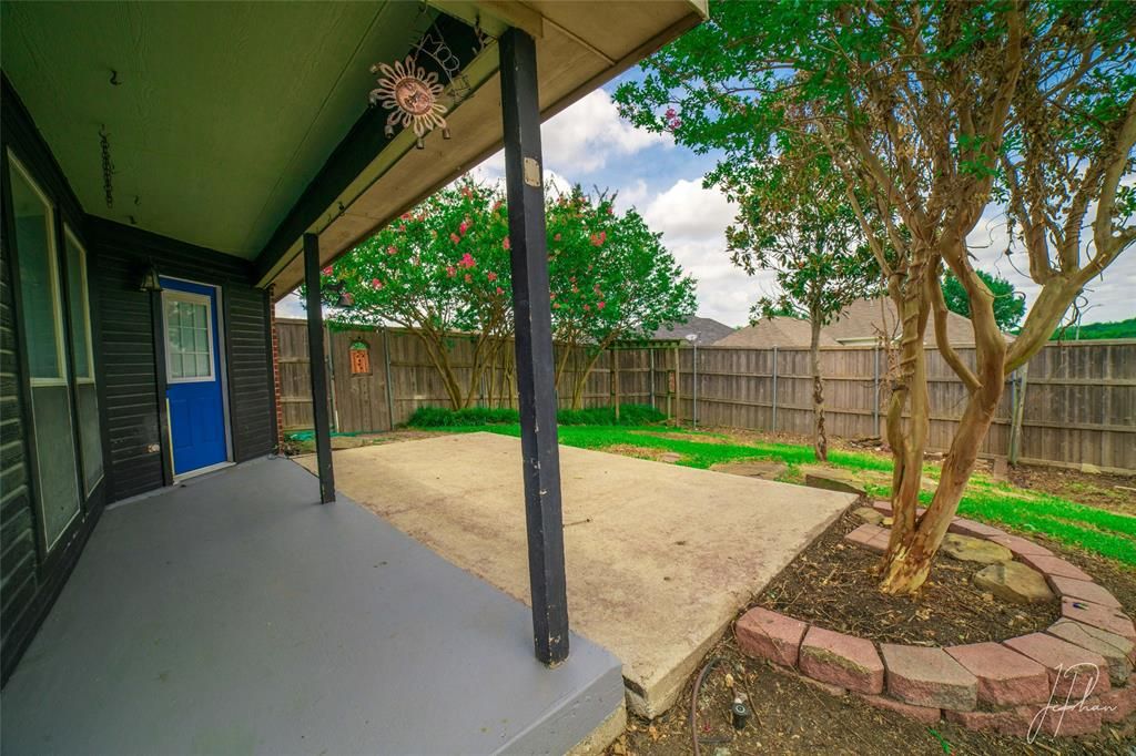 Photo of 1945 Clifton Drive, Mesquite, TX 75149 (MLS # 21017914)
