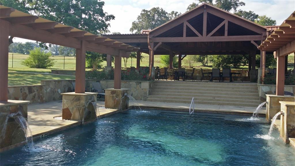 Waters Edge - Residential